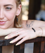 טעינת תמונה בתצוגת גלריה, עגילי טנריף טורמלין שחורה