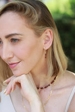 טעינת תמונה בתצוגת גלריה, עגילי גלאם גארנט