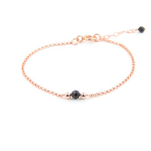 טעינת תמונה בתצוגת גלריה, צמיד ספוט טורמלין שחורה - אבן הלידה שלי - MyBirthstone